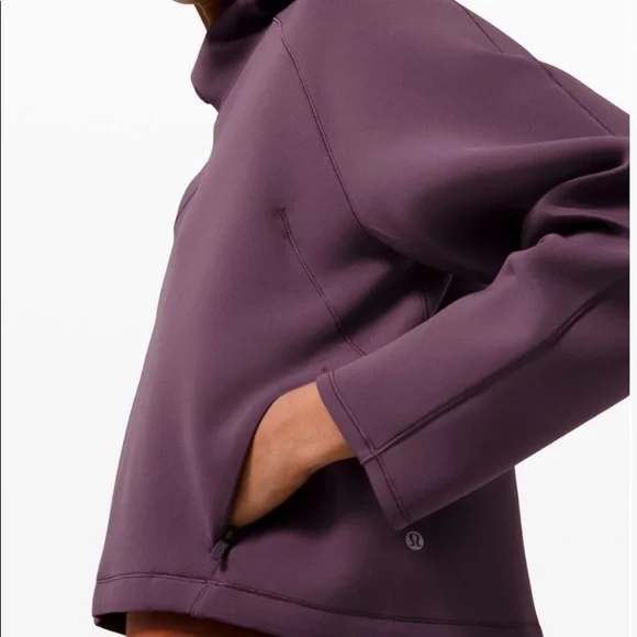 Lululemon Pullover - Picture 5 of 10